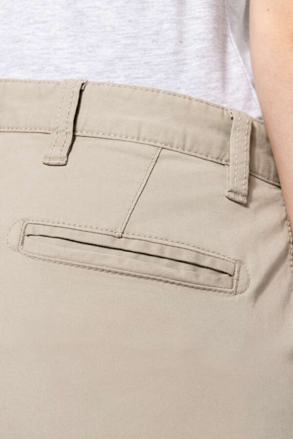 LADIES' ABOVE-THE-ANKLE TROUSERS