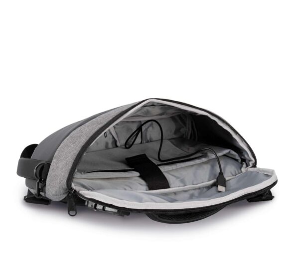 ANTI-THEFT BACKPACK FOR 13” TABLET