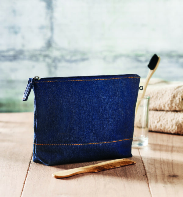 STYLE POUCH