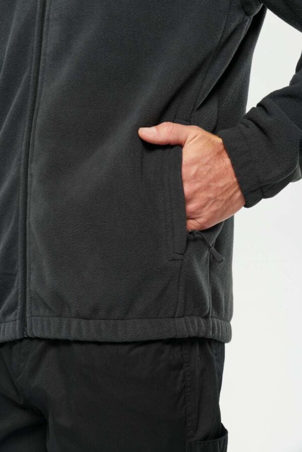 FLEECE JACKET WITH REMOVABLE SLEEVES